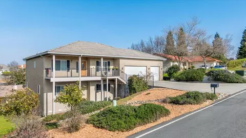 2993 Stagecoach Dr, Valley Springs, CA 95252