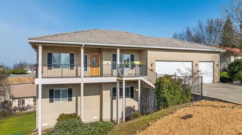 2993 Stagecoach Dr, Valley Springs, CA 95252