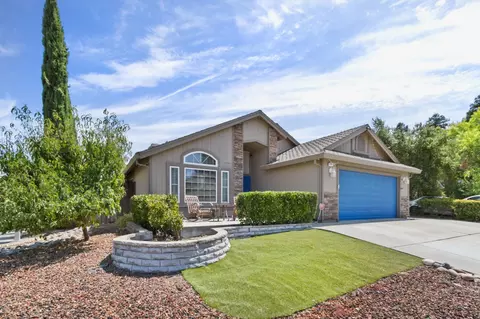 8181 Marion Oaks Ct, Sacramento, CA 95828