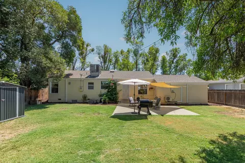 Exterior - 1517 Del Monte Ave, Modesto, CA 95350 photo 1 of 11