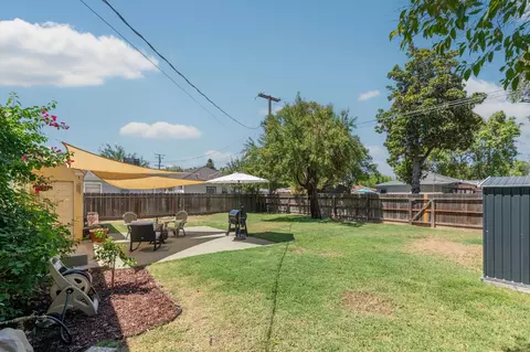 Exterior - 1517 Del Monte Ave, Modesto, CA 95350 photo 5 of 11