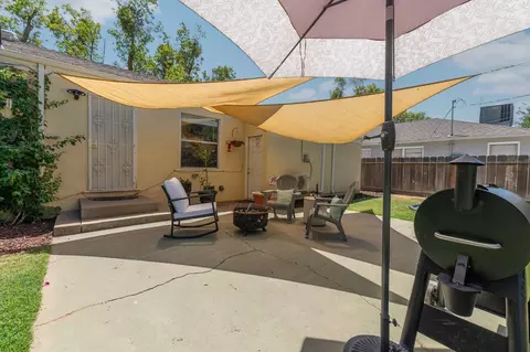 Exterior - 1517 Del Monte Ave, Modesto, CA 95350 photo 7 of 11