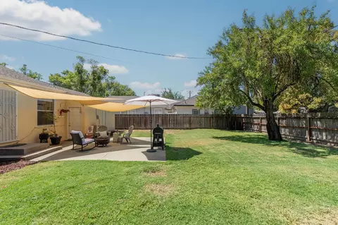 Exterior - 1517 Del Monte Ave, Modesto, CA 95350 photo 4 of 11