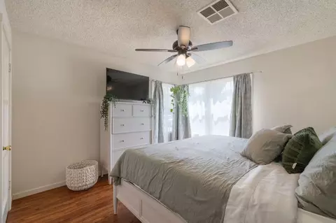 Bedroom - 1517 Del Monte Ave, Modesto, CA 95350 photo 3 of 6
