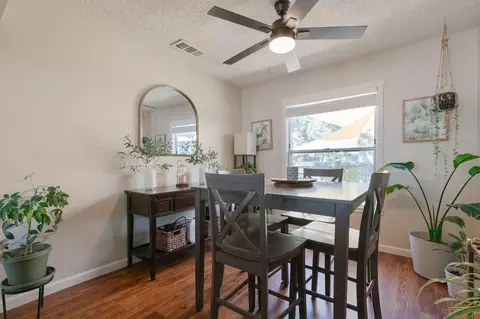 Dining - 1517 Del Monte Ave, Modesto, CA 95350 photo 1 of 2