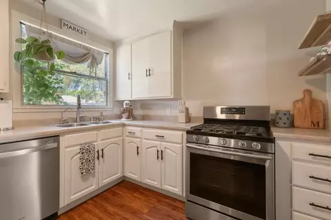 Kitchen - 1517 Del Monte Ave, Modesto, CA 95350 photo 3 of 3