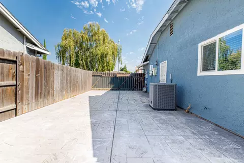 Exterior - 644 Swallow Dr, Manteca, CA 95336 photo 7 of 7