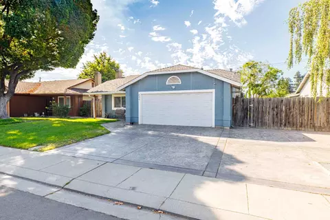 Exterior - 644 Swallow Dr, Manteca, CA 95336 photo 3 of 7