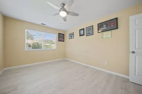 Bedroom - 512 Indian Hill Rd, Copperopolis, CA 95228 photo 5 of 5