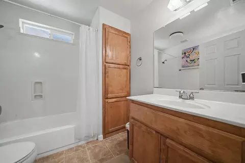 Bath - 512 Indian Hill Rd, Copperopolis, CA 95228 photo 3 of 4