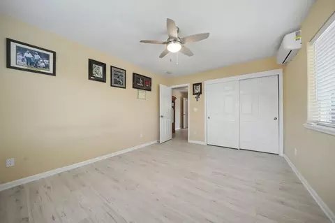 Bedroom - 512 Indian Hill Rd, Copperopolis, CA 95228 photo 4 of 5