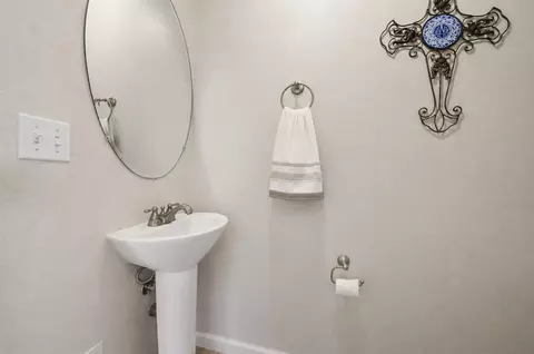 Bath - 512 Indian Hill Rd, Copperopolis, CA 95228 photo 1 of 4