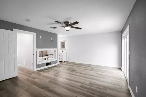 Living - 440 Northgate Ct, Tracy, CA 95376 photo 7 of 7