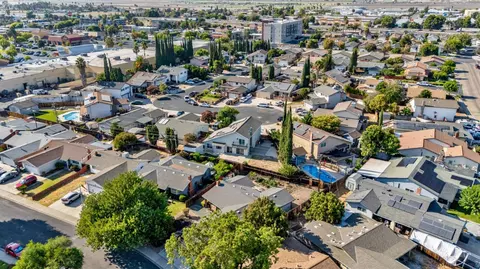 View/Area - 440 Northgate Ct, Tracy, CA 95376 photo 2 of 7