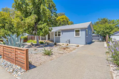 Exterior - 435 11th St, Davis, CA 95616 photo 11 of 22