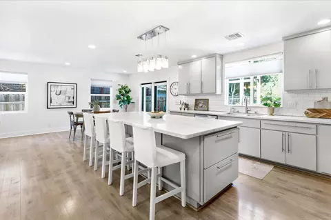 Kitchen - 435 11th St, Davis, CA 95616 photo 2 of 4