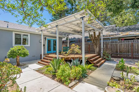 Exterior - 435 11th St, Davis, CA 95616 photo 16 of 22
