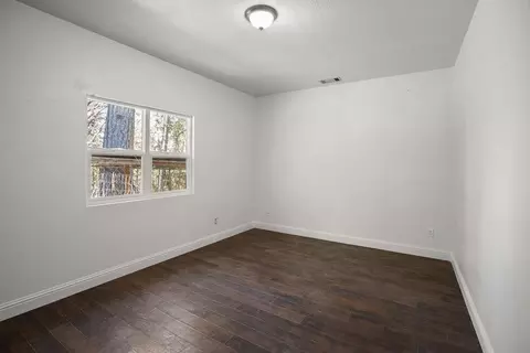 Bedroom - 6221 Pine Needle Ln, Placerville, CA 95667 photo 4 of 6