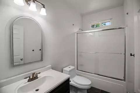 Bath - 6221 Pine Needle Ln, Placerville, CA 95667 photo 1 of 3