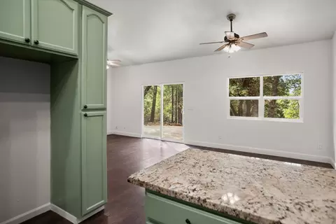 Living - 6221 Pine Needle Ln, Placerville, CA 95667 photo 2 of 4