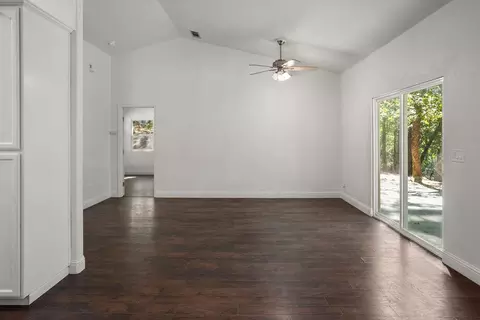 Living - 6221 Pine Needle Ln, Placerville, CA 95667 photo 2 of 4