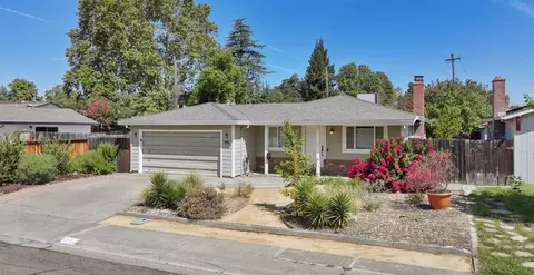 915 Archer Dr, Woodland, CA 95695
