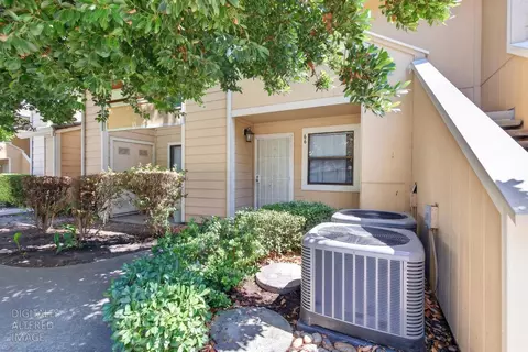 1661 Pyrenees Ave #66, Stockton, CA 95210