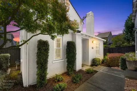 43 Villa Gardens Ct, Roseville, CA 95678