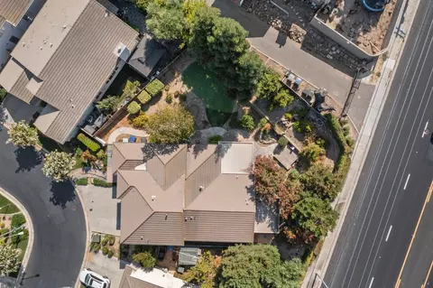 View/Area - 1637 Seven Fls, Modesto, CA 95355 photo 3 of 10