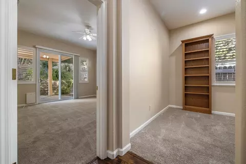 Entry Way - 1637 Seven Fls, Modesto, CA 95355 photo 6 of 10