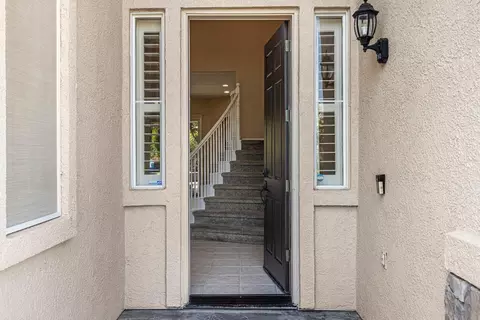 Entry Way - 1637 Seven Fls, Modesto, CA 95355 photo 1 of 10