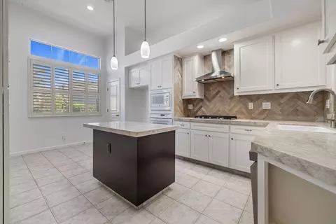 Kitchen - 1637 Seven Fls, Modesto, CA 95355 photo 1 of 5