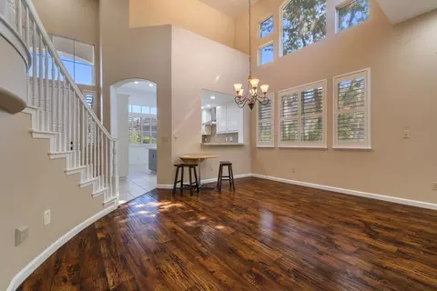 Living - 1637 Seven Fls, Modesto, CA 95355 photo 2 of 4