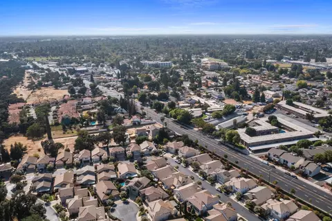 View/Area - 1637 Seven Fls, Modesto, CA 95355 photo 10 of 10