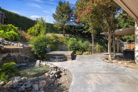 Exterior - 1637 Seven Fls, Modesto, CA 95355 photo 7 of 8