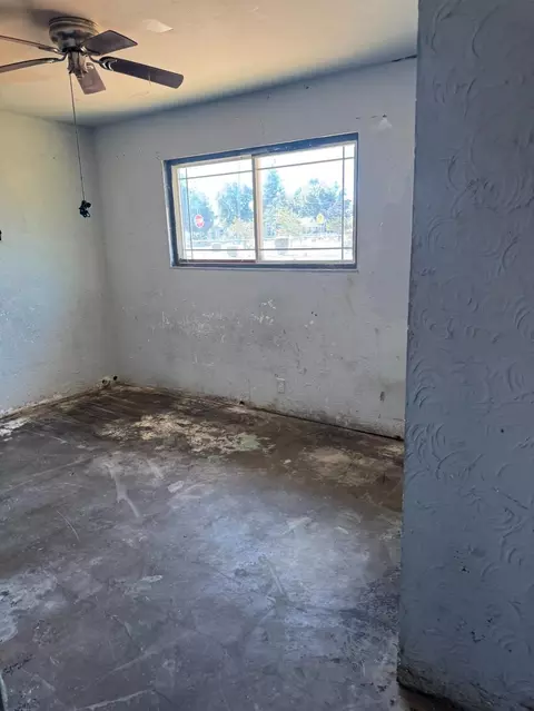 Bedroom - 802 Tamarack, Willows, CA 95988 photo 3 of 4