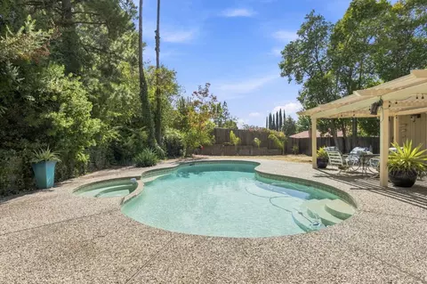 Exterior - 4035 Silver St, Rocklin, CA 95677 photo 4 of 4