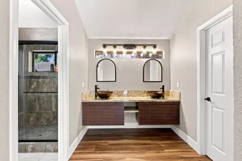 Bath - 4035 Silver St, Rocklin, CA 95677 photo 2 of 3