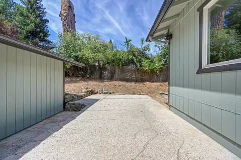 Exterior - 516 Whiting St, Grass Valley, CA 95945 photo 14 of 18