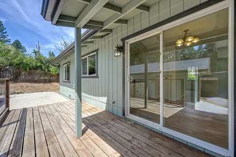 Exterior - 516 Whiting St, Grass Valley, CA 95945 photo 9 of 18