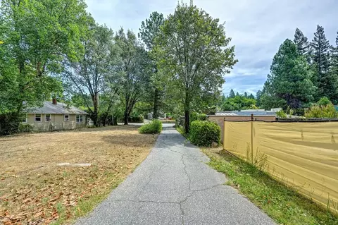 Exterior - 516 Whiting St, Grass Valley, CA 95945 photo 6 of 18