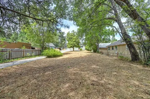 Exterior - 516 Whiting St, Grass Valley, CA 95945 photo 7 of 18