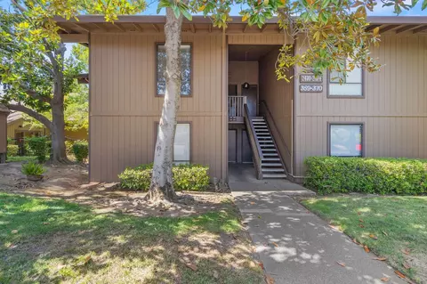 2474 Larkspur Ln #370, Sacramento, CA 95825