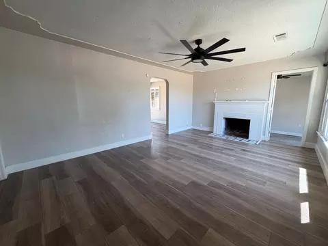 Living - 2351 Ridge Rd, Modesto, CA 95358 photo 1 of 7