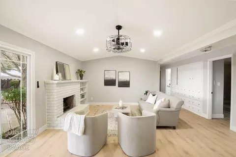 Living - 16012 Sycamore Ave, Patterson, CA 95363 photo 1 of 3