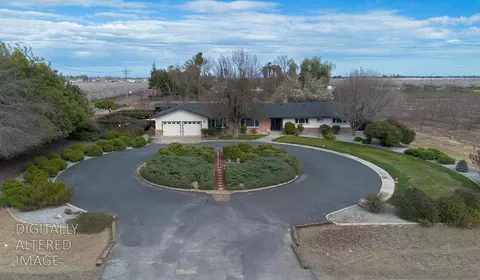 View/Area - 16012 Sycamore Ave, Patterson, CA 95363 photo 2 of 5