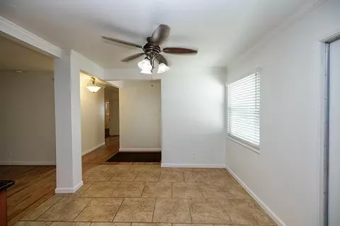 Entry Way - 1509 Lorainne Ave, Modesto, CA 95350 photo 4 of 4