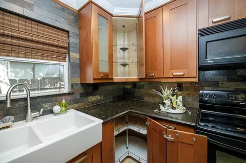 Kitchen - 1509 Lorainne Ave, Modesto, CA 95350 photo 8 of 9