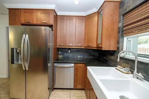 Kitchen - 1509 Lorainne Ave, Modesto, CA 95350 photo 6 of 9