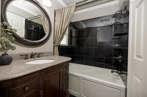Bath - 1509 Lorainne Ave, Modesto, CA 95350 photo 1 of 7